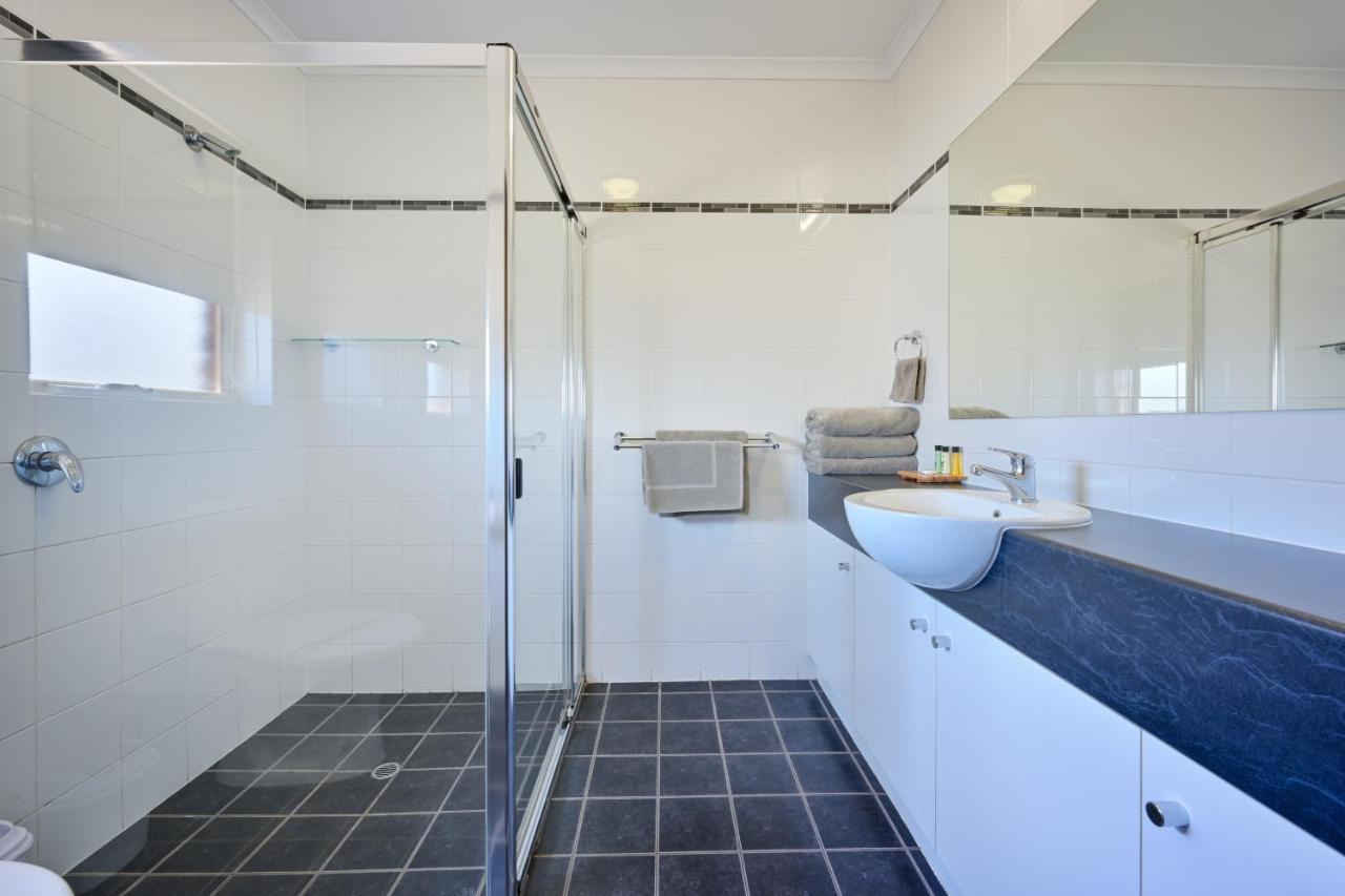Westland Hotel Motel Whyalla Buitenkant foto
