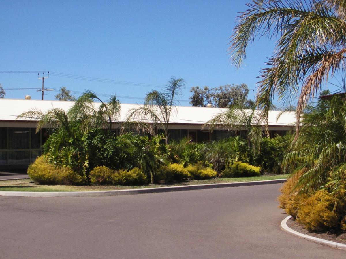 Westland Hotel Motel Whyalla Buitenkant foto