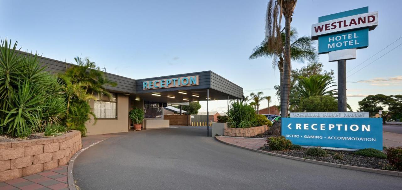 Westland Hotel Motel Whyalla Buitenkant foto