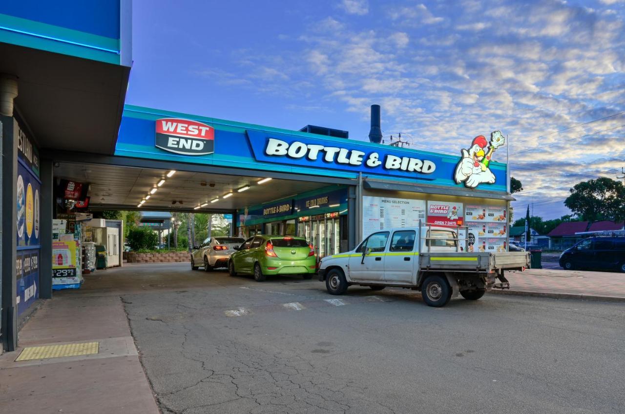 Westland Hotel Motel Whyalla Buitenkant foto